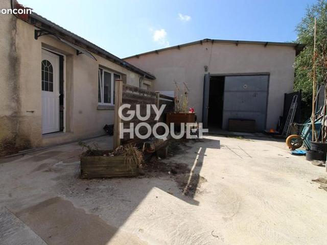 Maison 8 pièces 211 m²