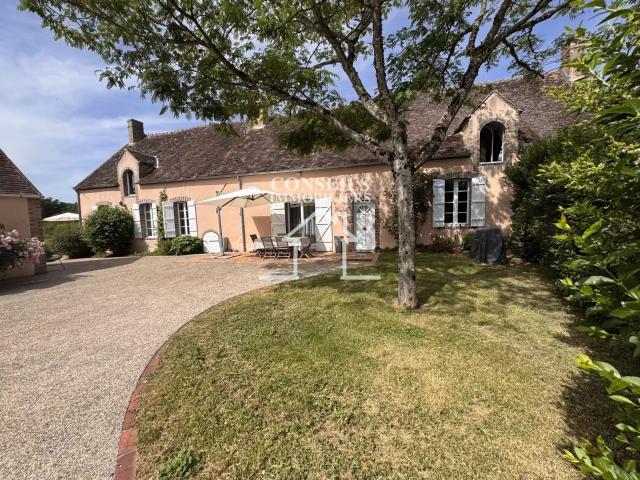 Maison 8 pièces 211 m²
