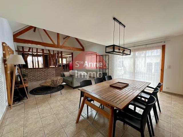 Maison 8 pièces 211 m²