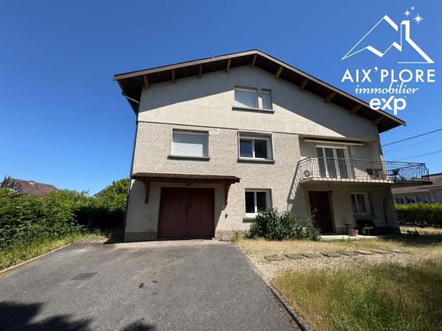 Maison 8 pièces 211 m²