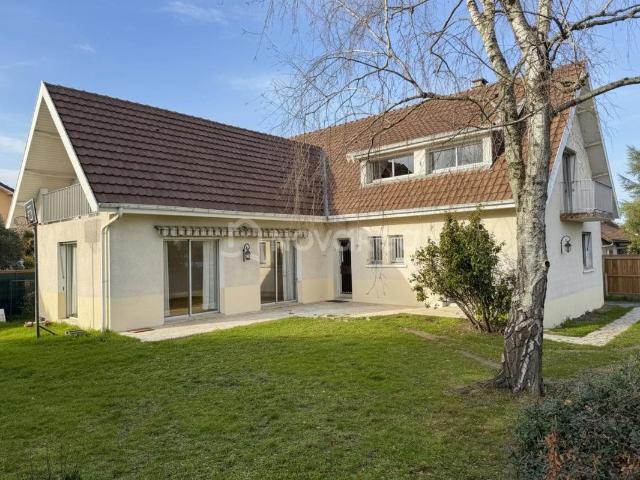 Maison 8 pièces 211m² Pau