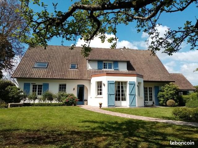Maison 8 pièces 212 m²
