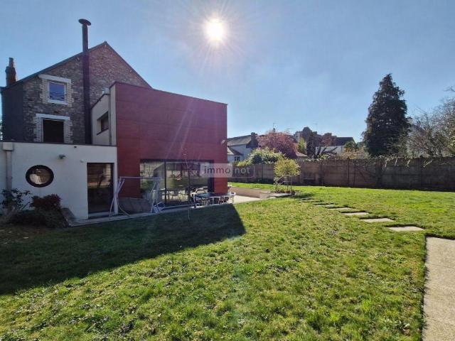 Maison 8 pièces 212 m²