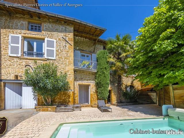 Maison 8 pièces 212 m²