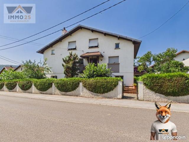 Maison 8 pièces 212 m²