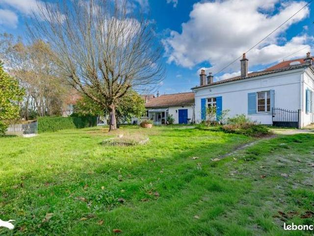 Maison 8 pièces 212 m²
