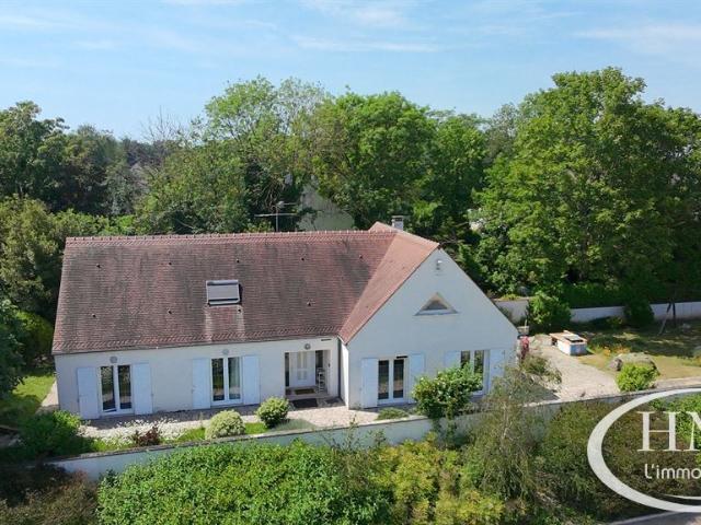 Maison 8 pièces 212 m²