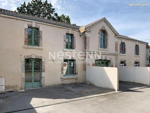 Maison 8 pièces 213 m²