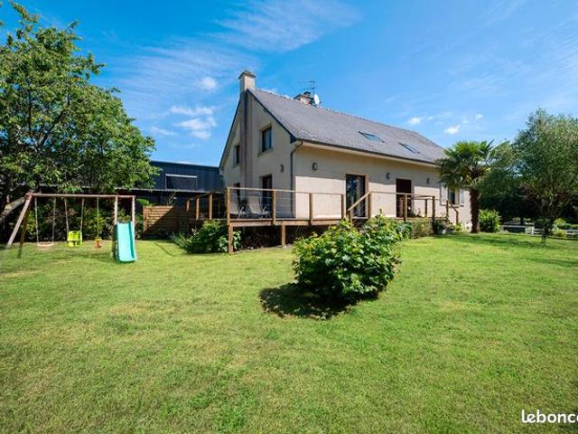 Maison 8 pièces 213 m²