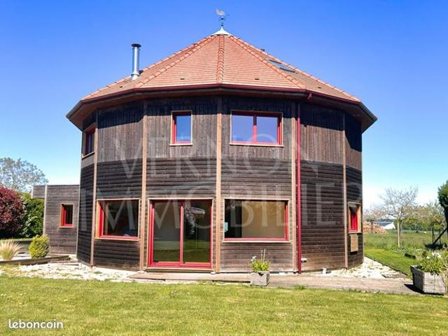 Maison 8 pièces 213 m²