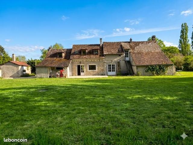 Maison 8 pièces 213 m²