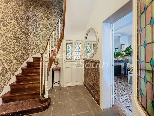 Maison 8 pièces 213 m²