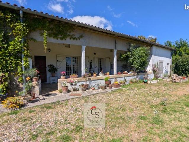 Maison 8 pièces 213 m²