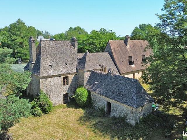 Maison 8 pièces 213 m²