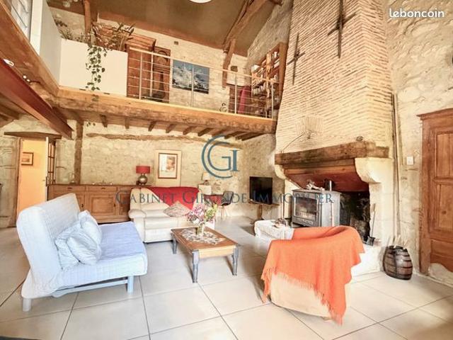 Maison 8 pièces 224 m²