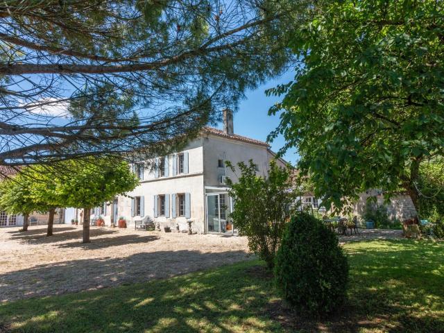 Maison 8 pièces 224 m²
