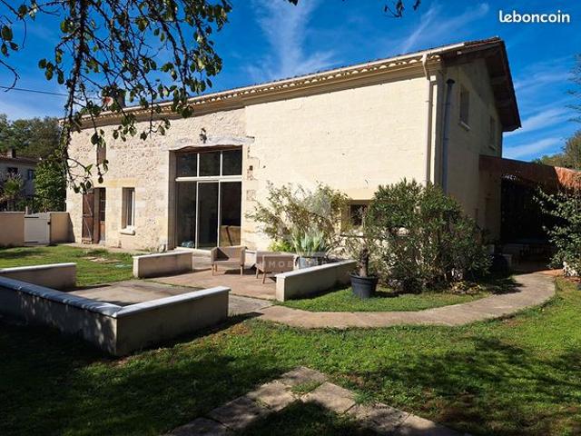 Maison 8 pièces 224 m²