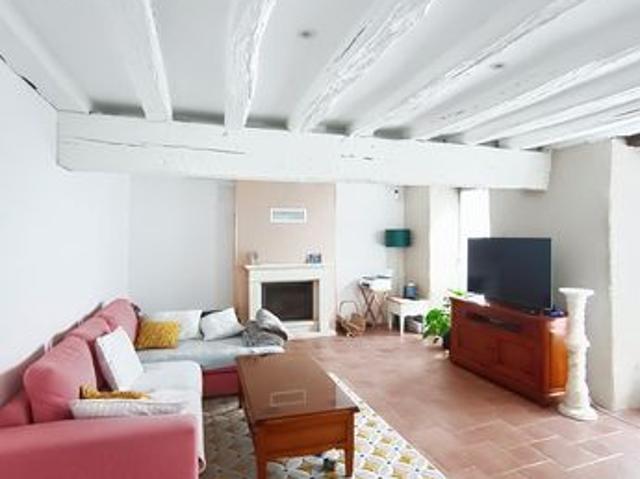 Maison 8 pièces 224 m²