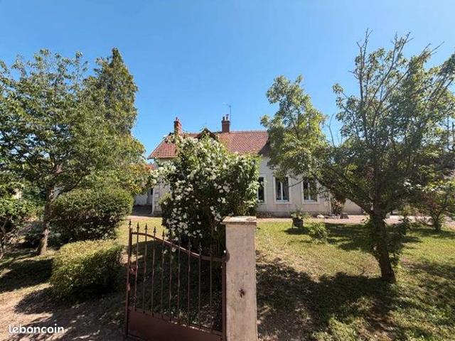 Maison 8 pièces 224 m²