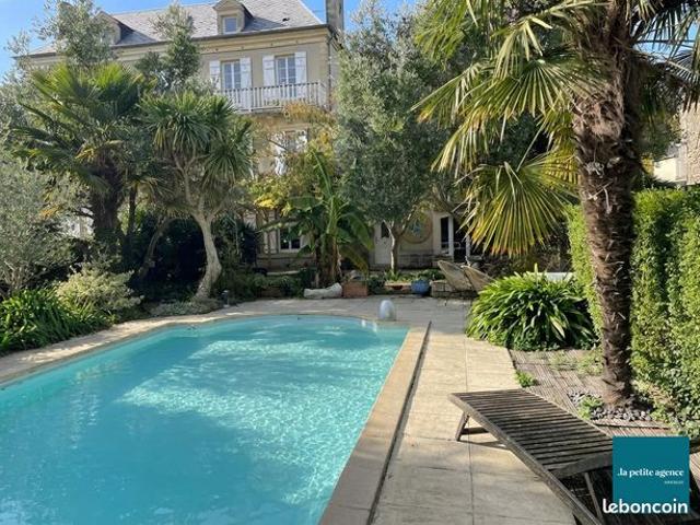 Maison 8 pièces 224 m²