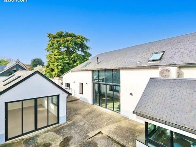 Maison 8 pièces 224 m²