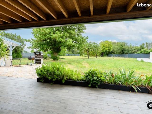 Maison 8 pièces 224 m²
