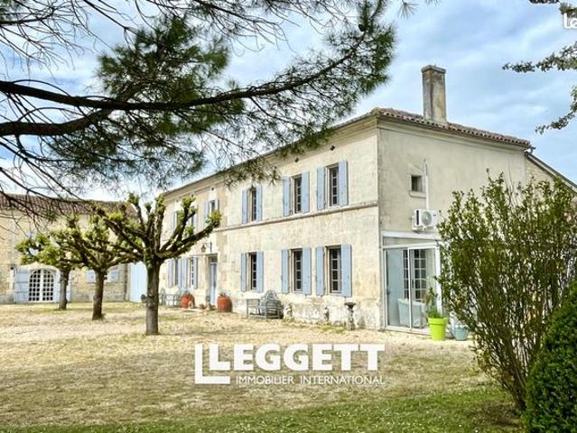 Maison 8 pièces 224 m²