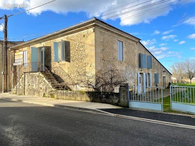 Maison 8 pièces 224 m²