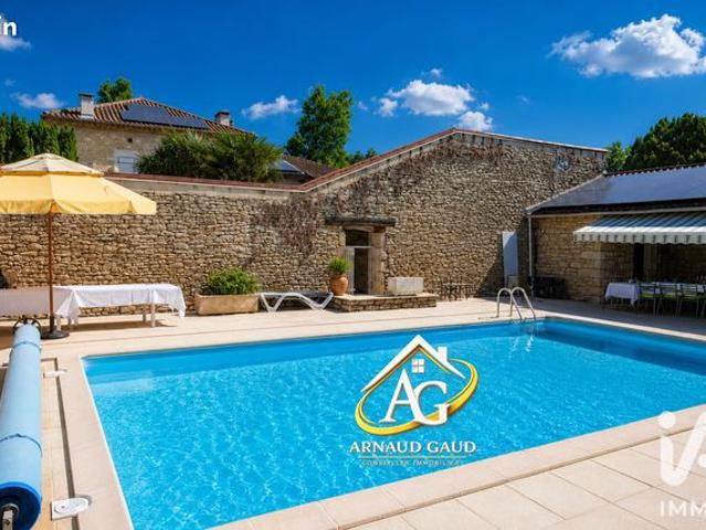 Maison 8 pièces 224 m²