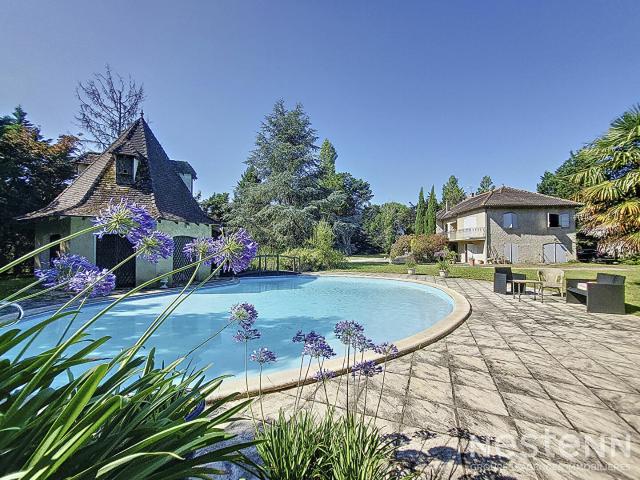 Maison 8 pièces 224 m²
