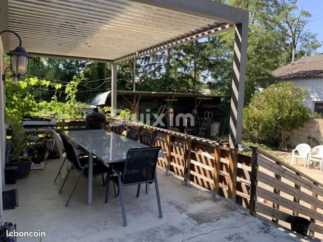 Maison 8 pièces 225 m²