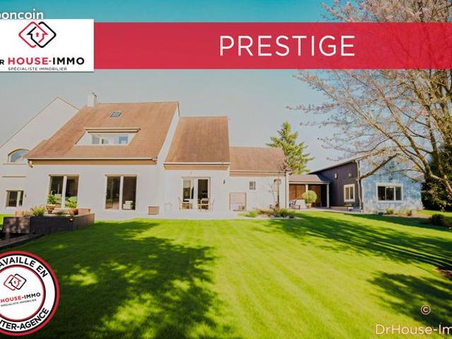 Maison 8 pièces 225 m²