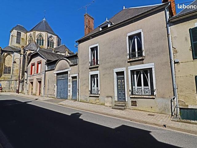 Maison 8 pièces 225 m²