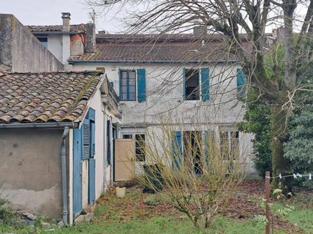 Maison 8 pièces 225 m²