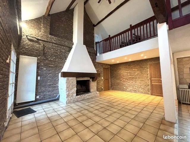 Maison 8 pièces 225 m²