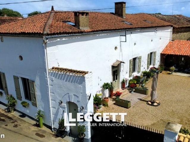 Maison 8 pièces 225 m²