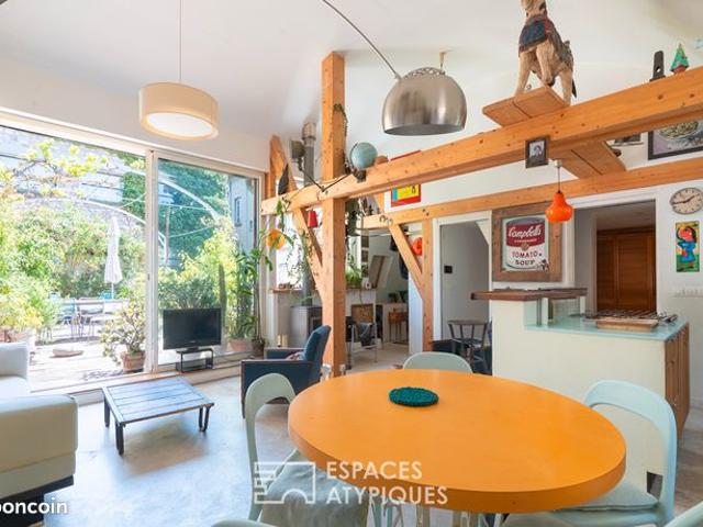 Maison 8 pièces 225 m²