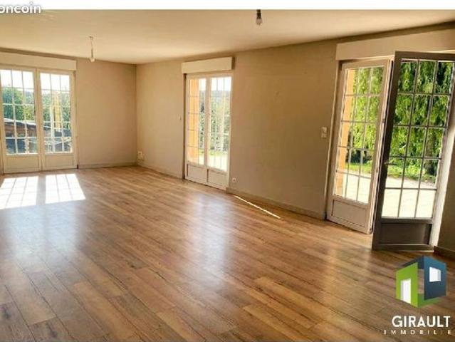 Maison 8 pièces 224 m²