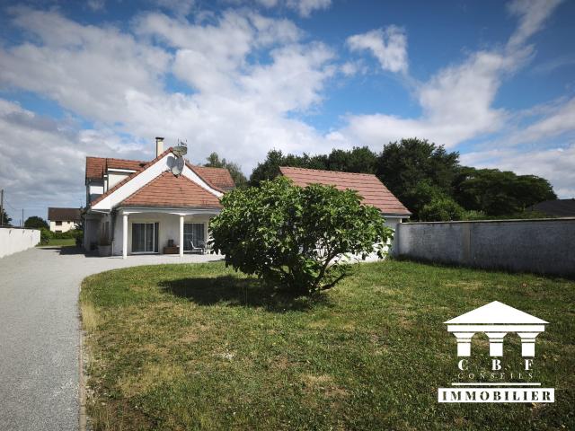 Maison 8 pièces 225 m²