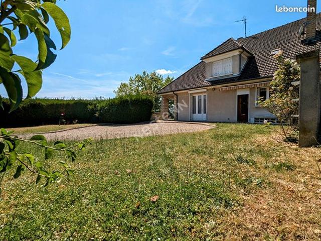 Maison 8 pièces 225 m²