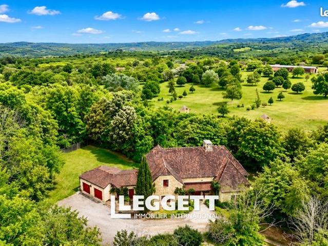 Maison 8 pièces 225 m²