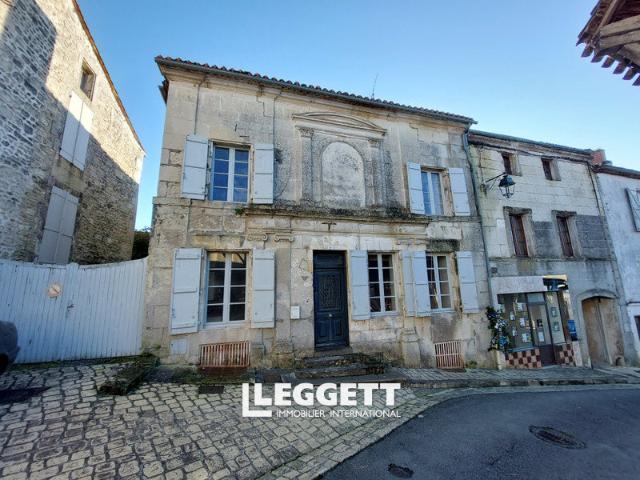 Maison 8 pièces 225 m²