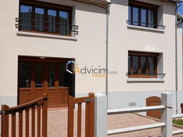 Maison 8 pièces 225 m²