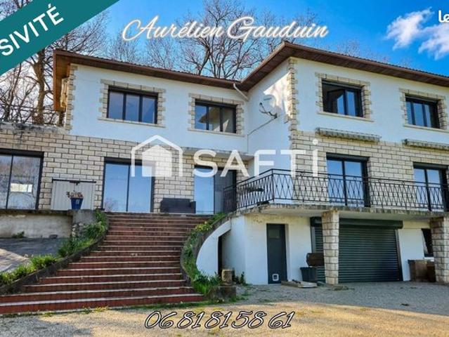 Maison 8 pièces 225 m²