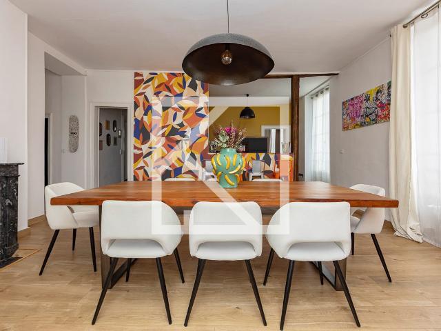 Maison 8 pièces 225 m²