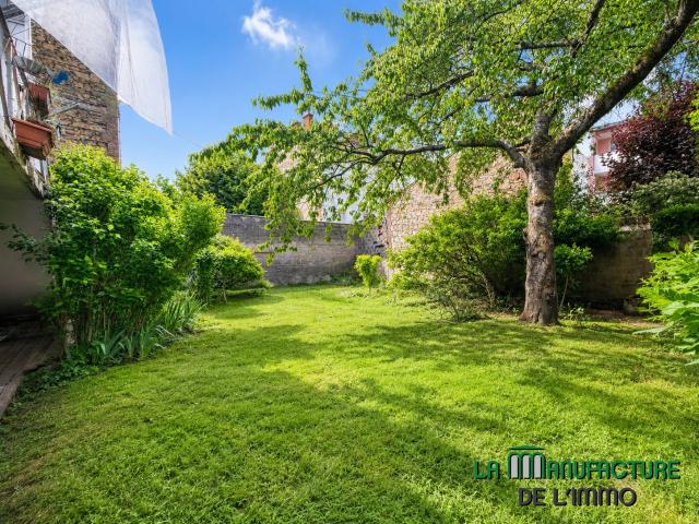 Maison 8 pièces 225 m²