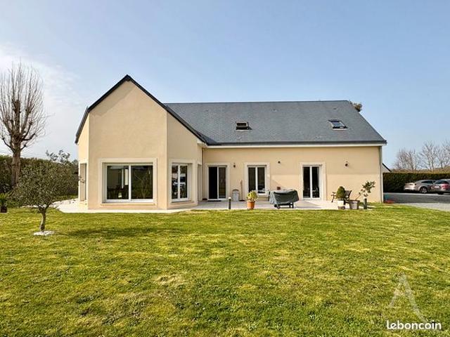 Maison 8 pièces 225 m²