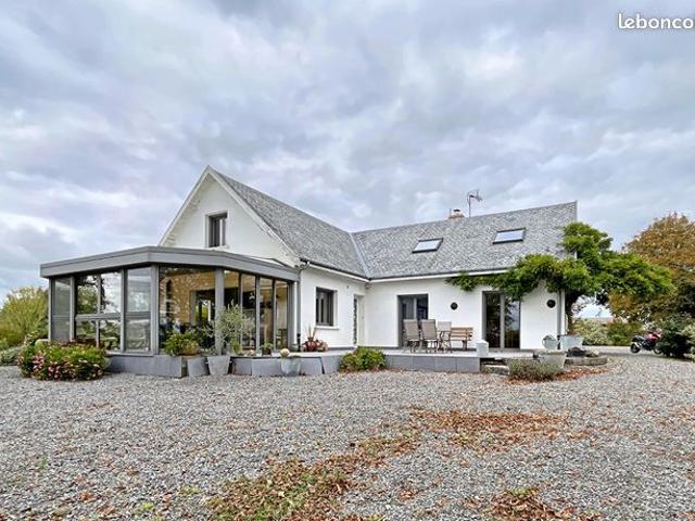 Maison 8 pièces 225 m²