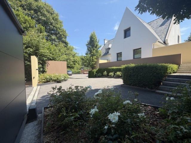 Maison 8 pièces 225 m²