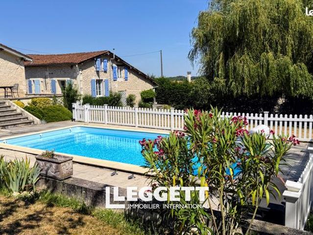 Maison 8 pièces 225 m²